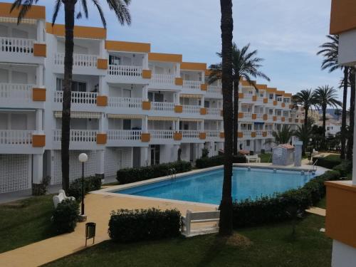 Apartamento vistas al mar desde la terraza
