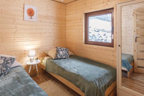 Φωτογραφία από το άλμπουμ του Domki Dobra Miejscówka 50 m od jeziora Solińskiego Sauna Jacuzzi 504-978-418 σε Polanczyk