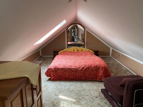 Кровать или кровати в номере Penzion U Nouzů
