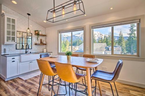 Adventure Retreat with Mtn Views, 1 Mi to Lake!