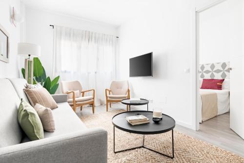 Μια τηλεόραση ή/και κέντρο ψυχαγωγίας στο Cool Apartments by Olala Homes