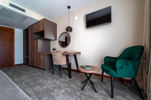 TV a/nebo společenská místnost v ubytování Hotel Mirjana & Rastoke