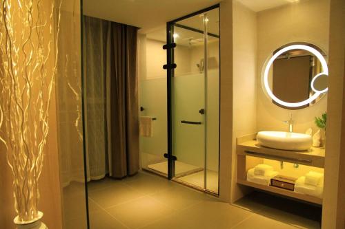 Ett badrum på Lavande Hotel Tianshui Gangu Jicheng Square