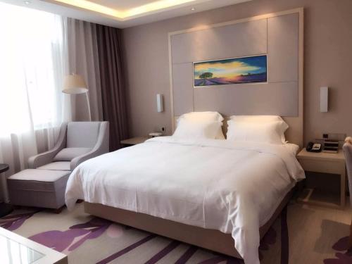 Postel nebo postele na pokoji v ubytování Lavande Hotel Qingyuan Fogang