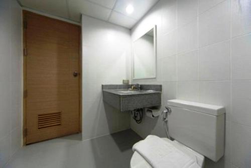 Koupelna v ubytování Gateway Hotel Pratunam