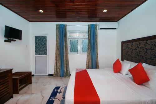 Tempat tidur dalam kamar di Slnco Villa