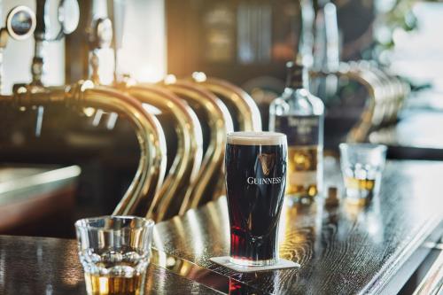 Getränke in der Unterkunft Hajo´s Germania Lodge & Irish Pub