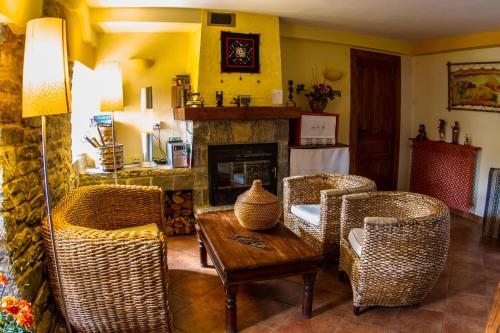 Casa Rural Basajarau, Yosa de Sobremonte – Precios ...