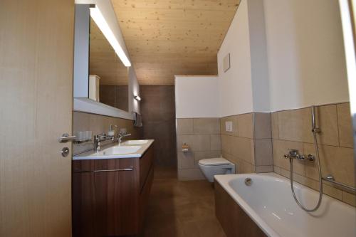 Koupelna v ubytování Ferienwohnung Gemeindematte