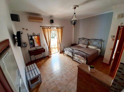 Foto dalla galleria di NEFELI apartments a Poros