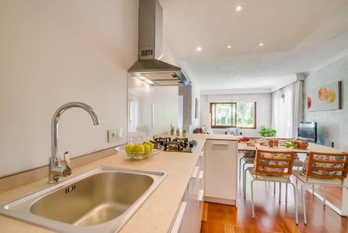 Kuchyň nebo kuchyňský kout v ubytování Ideal Property Mallorca - Playasol