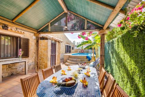 Ideal Property Mallorca - Casa Paqui