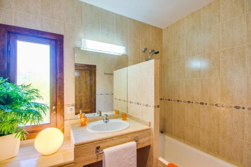 Kúpeľňa v ubytovaní Ideal Property Mallorca - Angelo