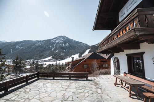 Kış mevsiminde Kronplatz Lodge Dolomites