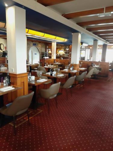 Fletcher Hotel Restaurant Marijkeにあるレストランまたは飲食店