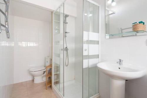 Koupelna v ubytování TGH Acogedor Duplex en Málaga