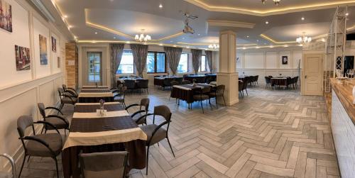 Gallery image of RELAX Hotel - restaurant Complex in Novomoskovsʼk