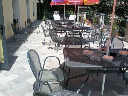 Gallery image of Hotel Miravalle 2000 in Lizzano in Belvedere
