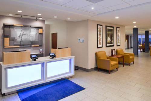 Holiday Inn Express Hotel & Suites Clifton Park, an IHG Hotel