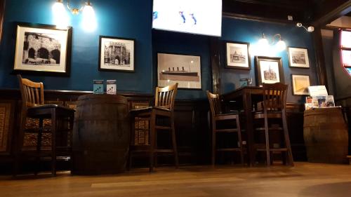 サウサンプトンにあるThe Grapes Pubのギャラリーの写真