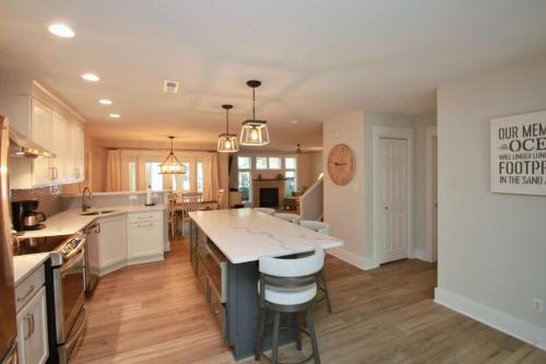 53011 Lakeshore Dr. – Photos 2