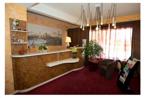Fotografie z fotogalerie ubytování Hôtel Morris v destinaci Le Pont-de-Beauvoisin