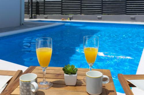 Luxury Villa Apartments MA&RO with heated , private pool