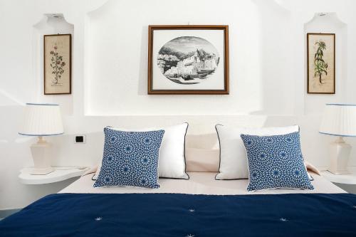 Ένα ή περισσότερα κρεβάτια σε δωμάτιο στο Luxury Villas Positano
