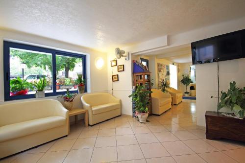 Fotografie z fotogalerie ubytování Hotel Azzurro v destinaci Cattolica