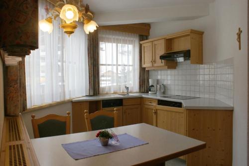 Cucina o angolo cottura di Sportapart Garni Mallaun