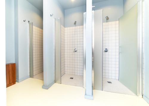 Salle de bains dans l'établissement Moda Drei