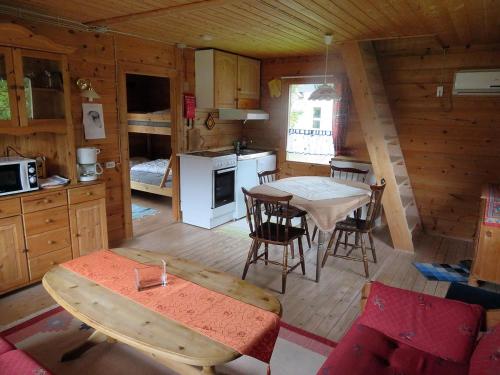 Dapur atau dapur kecil di Kalvatn Turistsenter