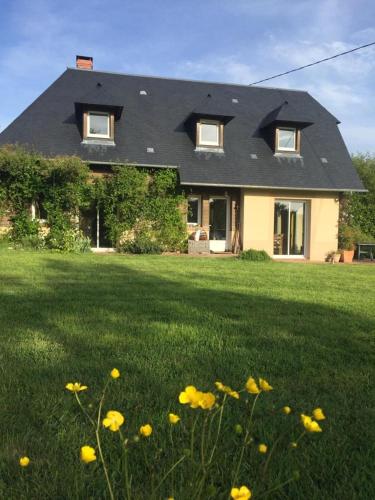 Photo de la galerie de l'établissement Countryside and the sea - Calme et vue magnifique, à Tourville-en-Auge