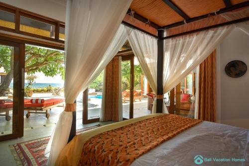 Photo de la galerie de l'établissement Villa Kamboja - Intimate Luxury Lovina Beach Villa, à Banjar