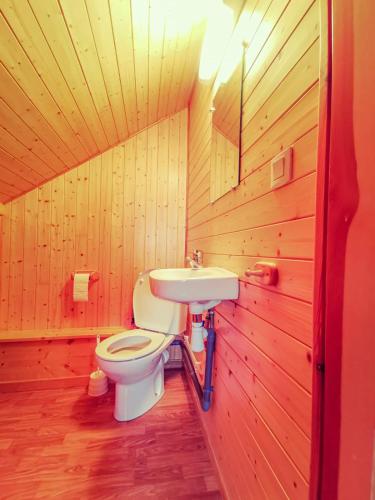 Ein Badezimmer in der Unterkunft PRL Le Védrignans