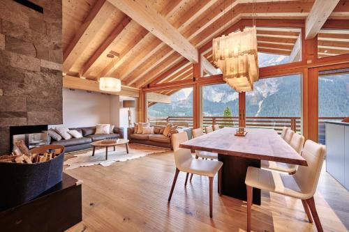 The Grindelwald Penthouse - GRINDELHOMES