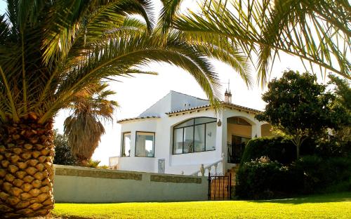 Serra & Mar Country Beach House