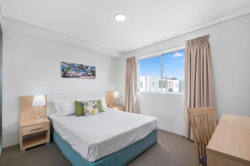 Katil atau katil-katil dalam bilik di Quality Suites Pioneer Sands