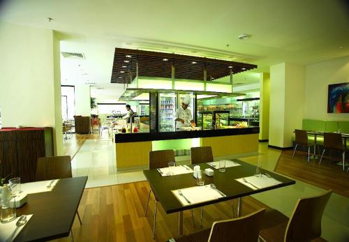 Restaurace v ubytování The Jerai Hotel Alor Star