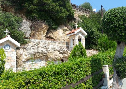 Gallery image of Apokryfo, one bedroom apartment close to the beach in Pissouri