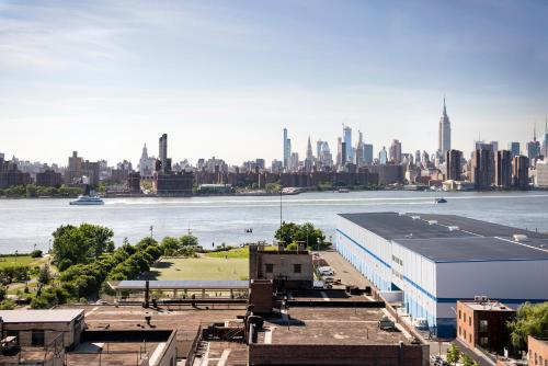 a view of the city and the river at The Hoxton, Williamsburg in Brooklyn