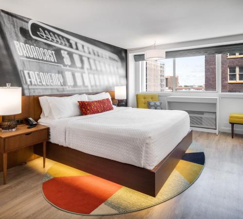 Hotel Indigo - Memphis Downtown, an IHG Hotel Image