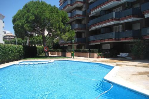 AT121 Con piscina y cerca de la playa