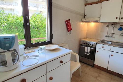 Η κουζίνα ή μικρή κουζίνα στο LovelyStay - Lovely Algarvian Escape