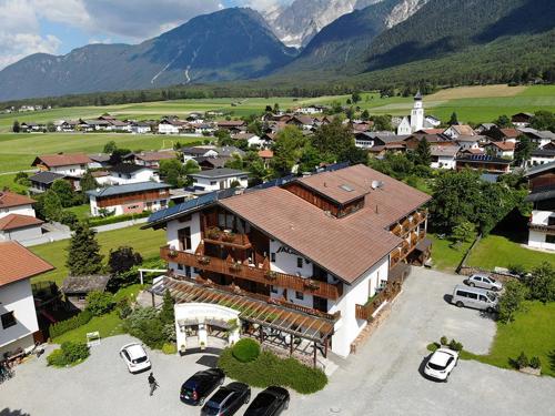 ホテルから撮影された、または一般的な山の景色