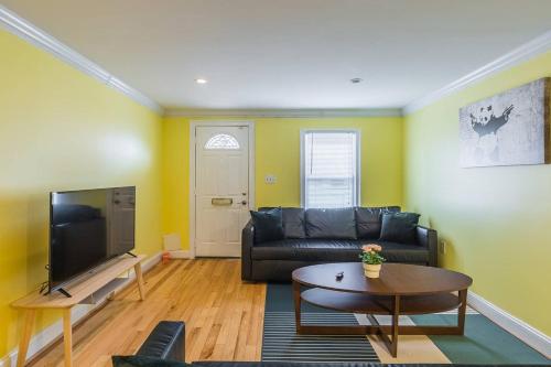 Beautiful & Huge House with grill & foosball table by CozySuites