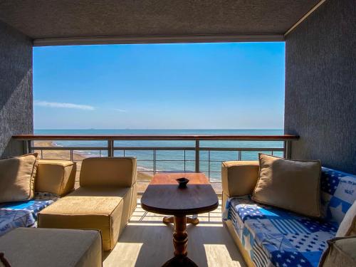 Et opholdsområde på Уютный дом на первой линии моря