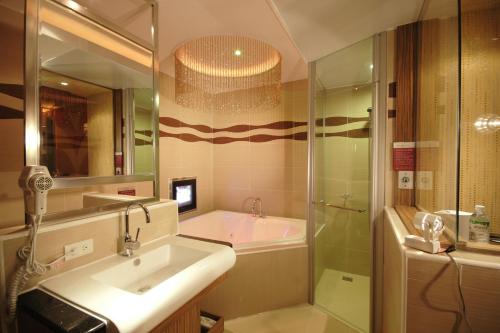 Vonios kambarys apgyvendinimo įstaigoje 陽明旅館