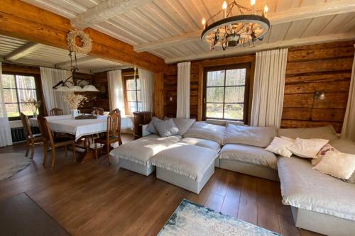 Ruang duduk di Beach House Ežurgas