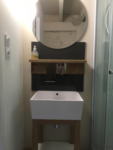 Photo de la galerie de l'établissement La Chambre des Avivés, à Montigny-sur-lʼAin